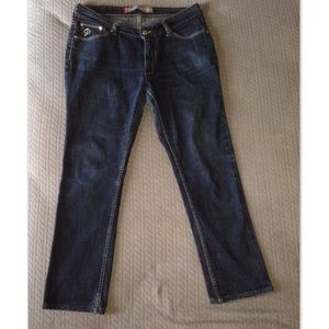 00578 Mid-Rise Straight Levi's